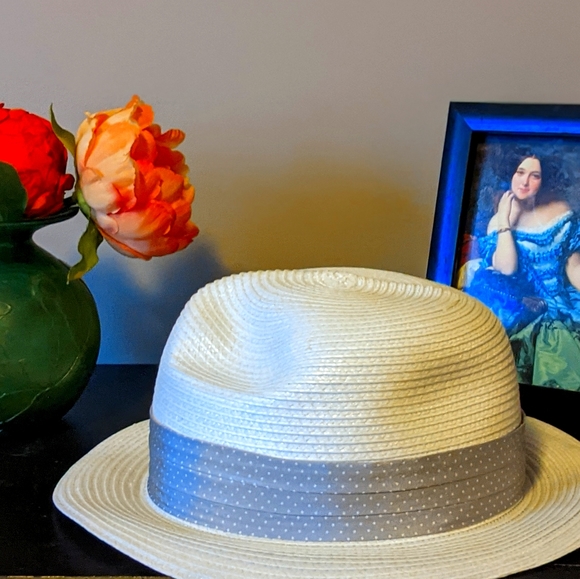 1980s straw Fedora with grey ribbon - Picture 1 of 2